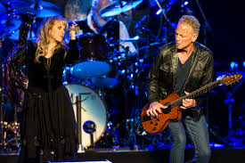 The classic line up, Lyndsey Buckingham and Stevie Nicks join Fleetwood Mac, and the rest is history.