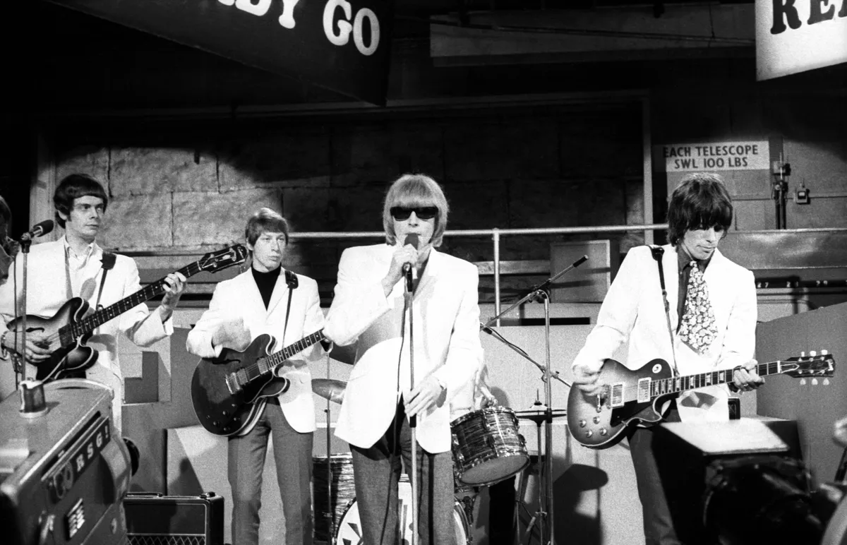 Jeff Beck with the Yardbirds on the British Ready Steady Go! TV show.