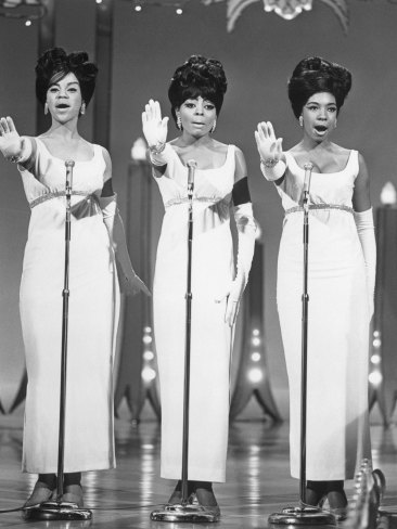 Stop! In the name of love! Another Supremes T.V. appearance.